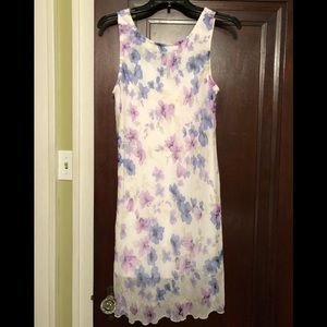 Beautiful flowered sheath dress